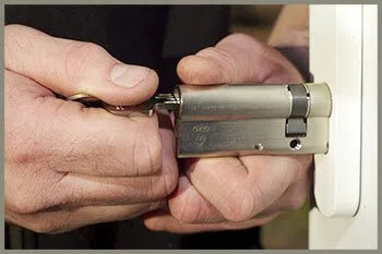 South IL Locksmith Store South , IL 773-482-5537